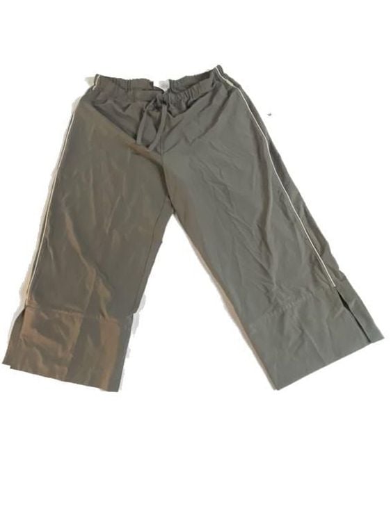 Reebok Women's Grey Wide Leg Cropped Yoga Track Pants 2