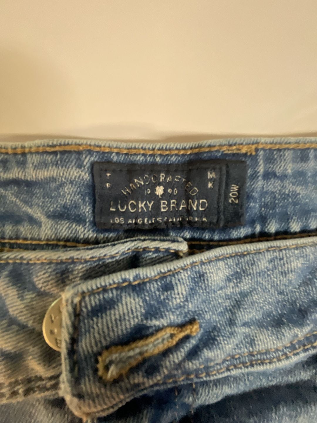 Lucky Brand Georgia Short 20W Distressed Star Patch Denim Shorts 4