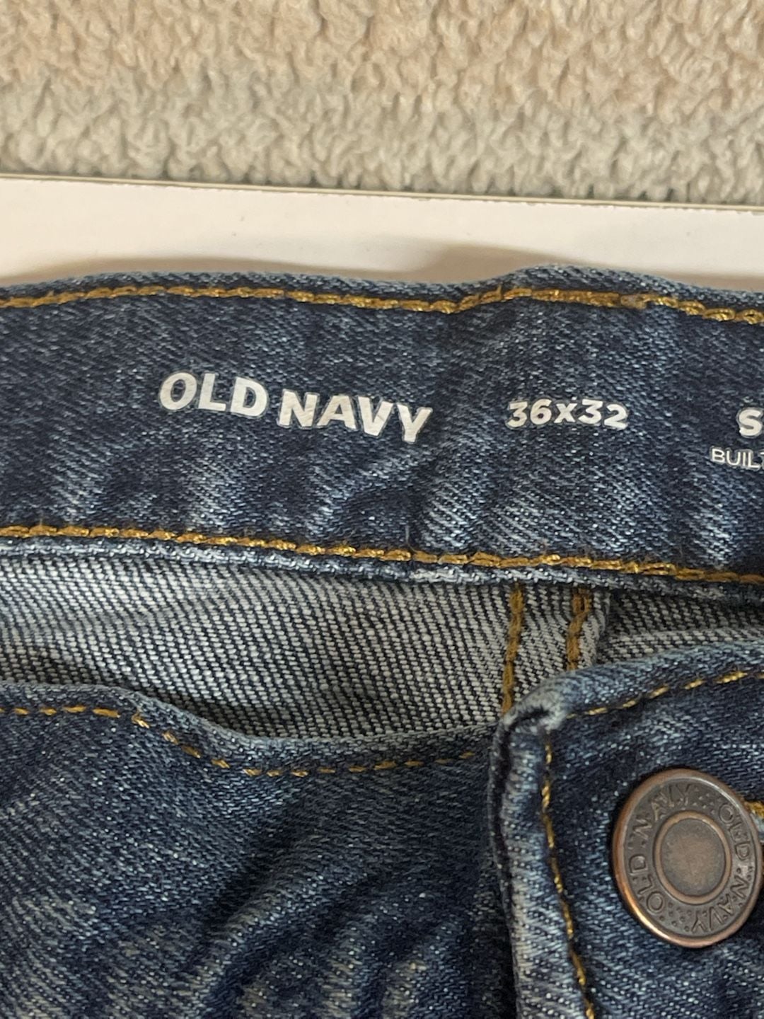 Old Navy Slim Built-In Flex Ripped Distressed Jeans (36x32) 4