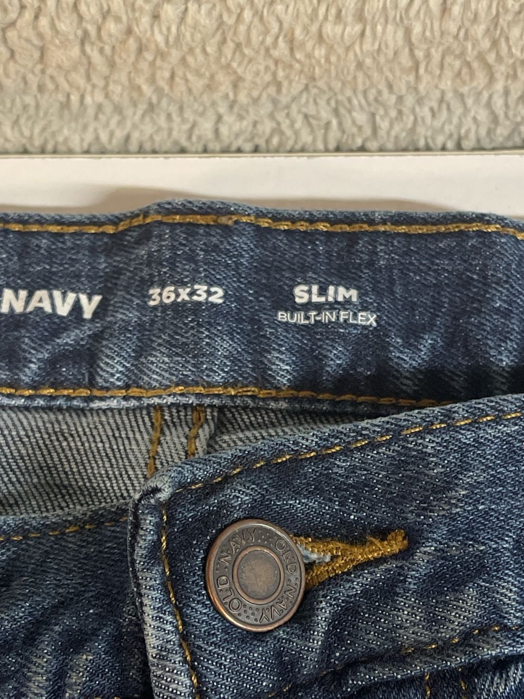 Old Navy Slim Built-In Flex Ripped Distressed Jeans (36x32) 5