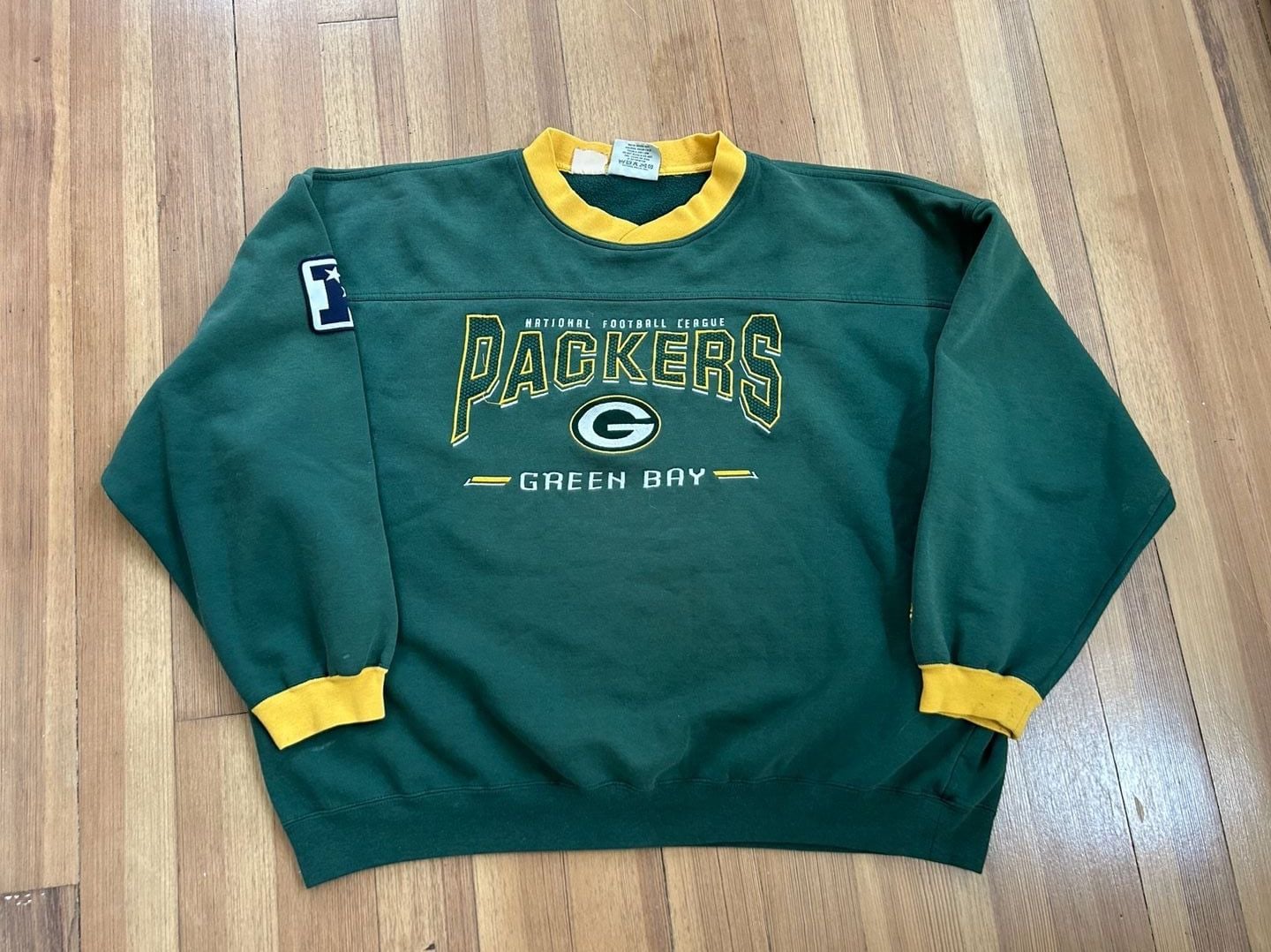 Green Bay Packers Lee Sports Embroidered VTG Crewneck Sweatshirt nutmeg 2
