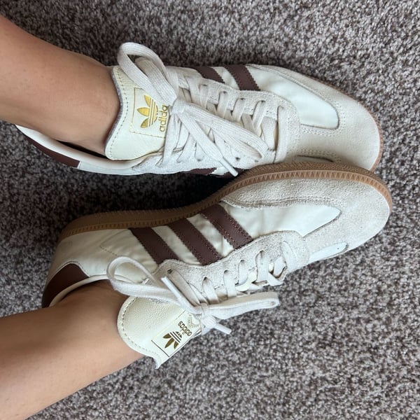 OG samba sneakers. beige and brown. size 7.5
