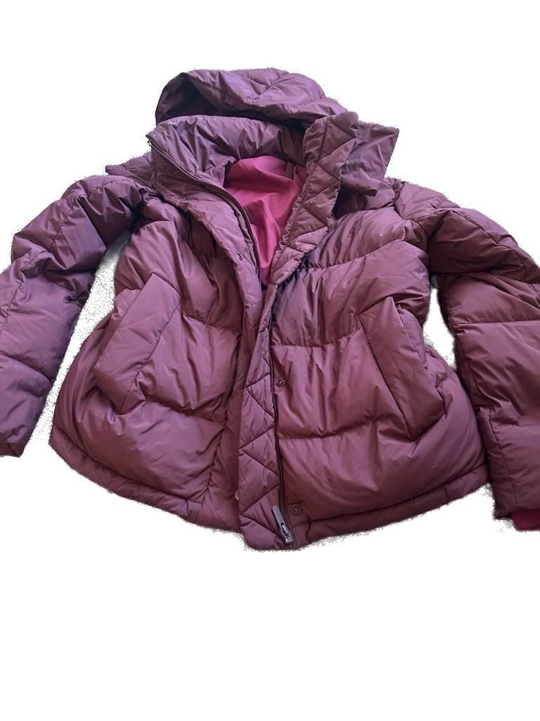 Lululemon Wunder Puff Jacket in Garnet 3