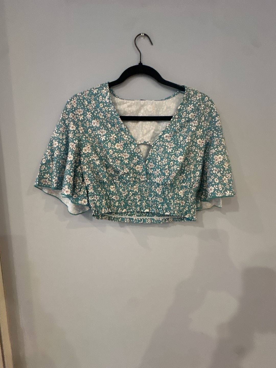 Medium Cropped Floral Top - perfect for country concert  3