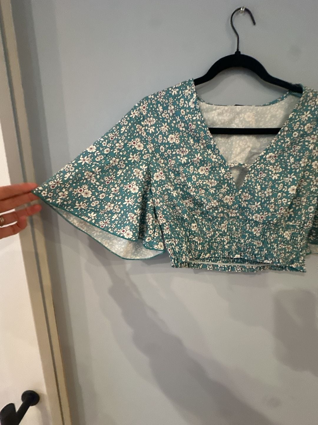 Medium Cropped Floral Top - perfect for country concert  4
