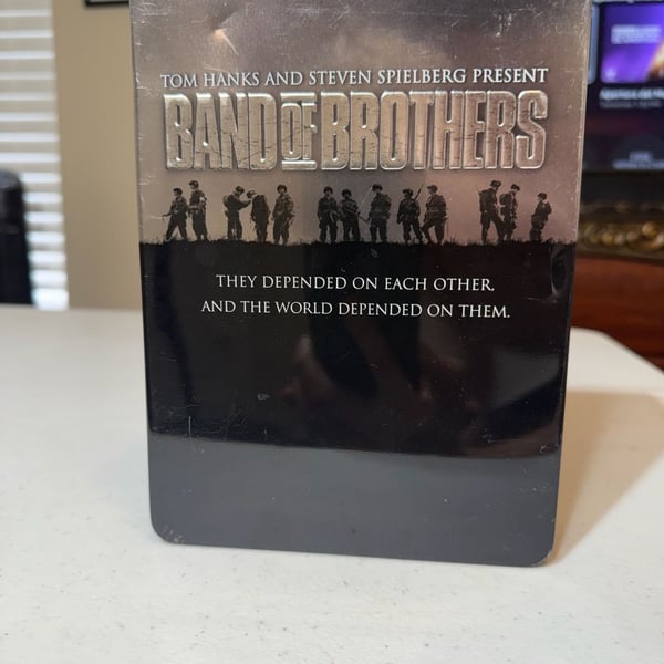 Band of Brothers Complete Series DVD 6-Disc Set in Commemorative Metal Tin