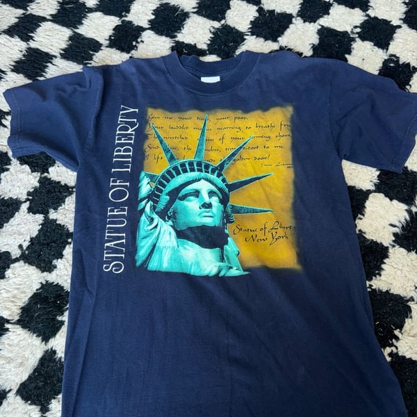 Vintage 90s Dynasty Statue of Liberty New York Graphic T-Shirt