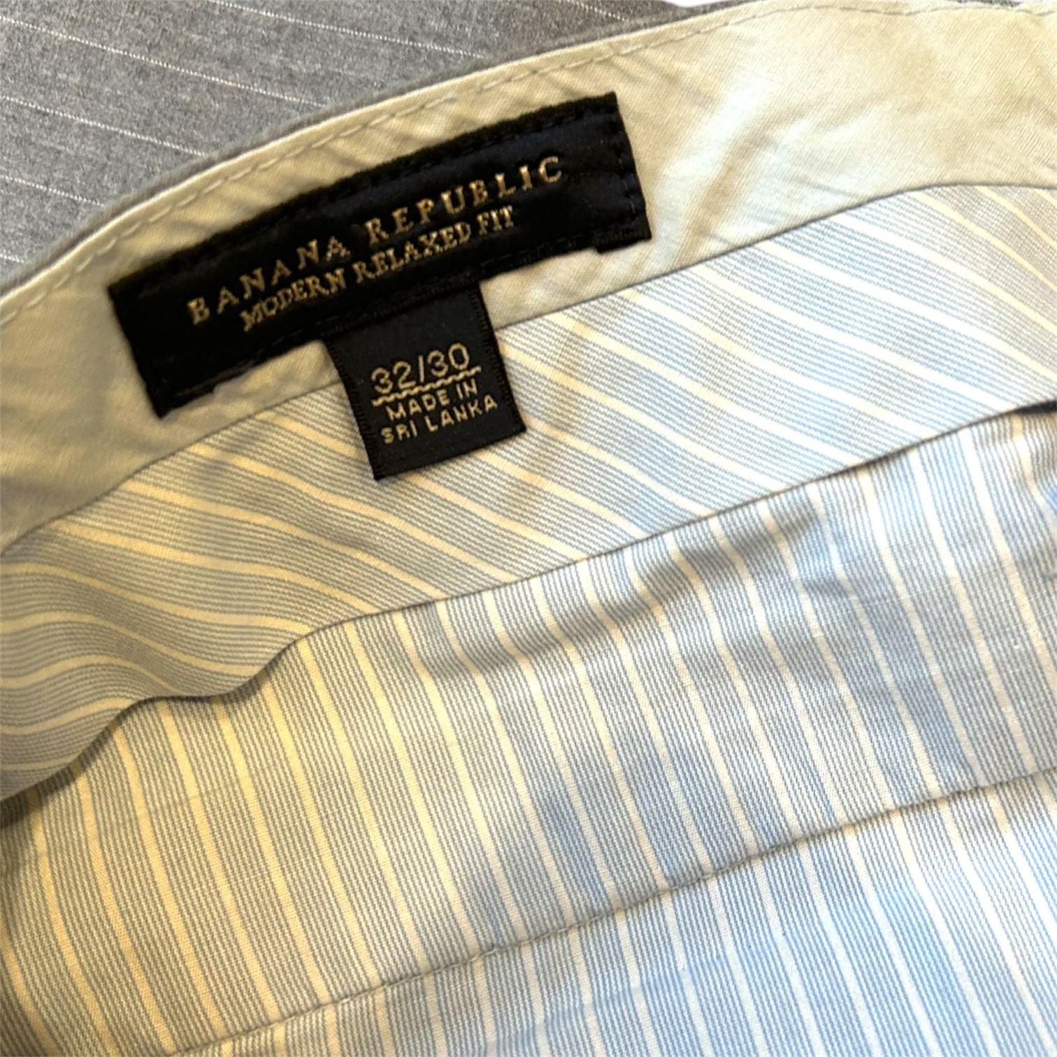 Men’s shirt and pants bundle, 2 dress shirts 1 pant 12