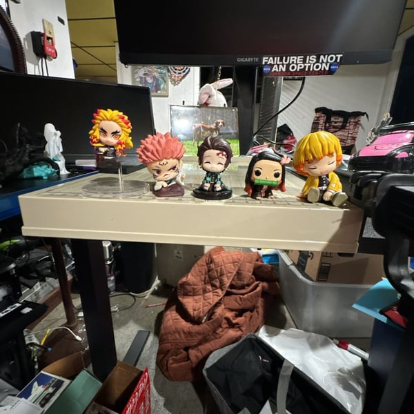 Lot of 5 Anime Figures: Demon Slayer Tanjirou, Nezuko, Zenitsu, Rengoku and Jujutsu Kaisen Sukuna