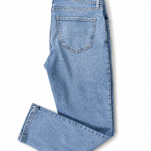 Banana Republic Petite Girlfriend Jean in Light Wash