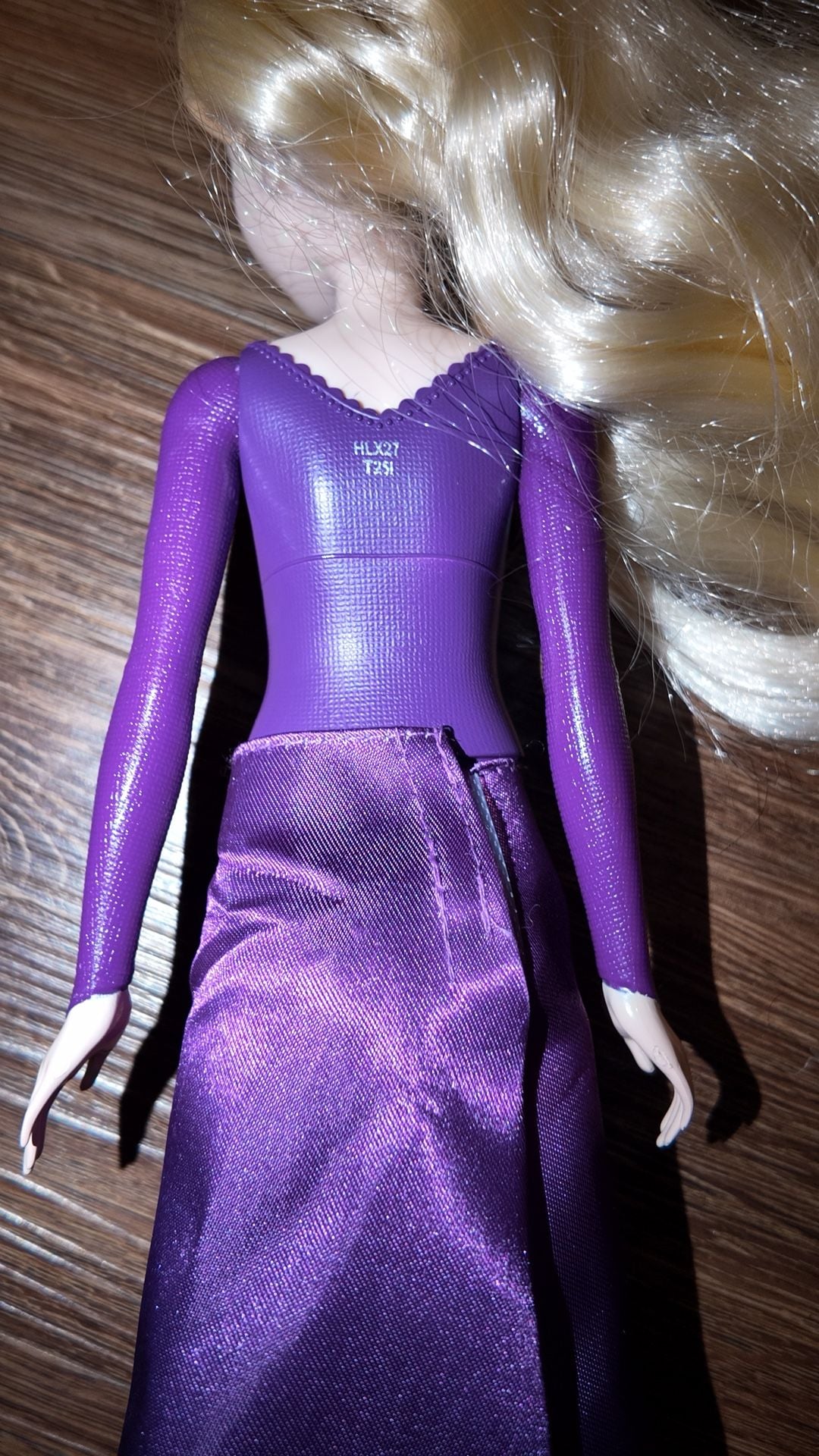 Disney Frozen Elsa 11.5" Fashion Doll in Purple Gown – Used (Mattel HLX27) 3