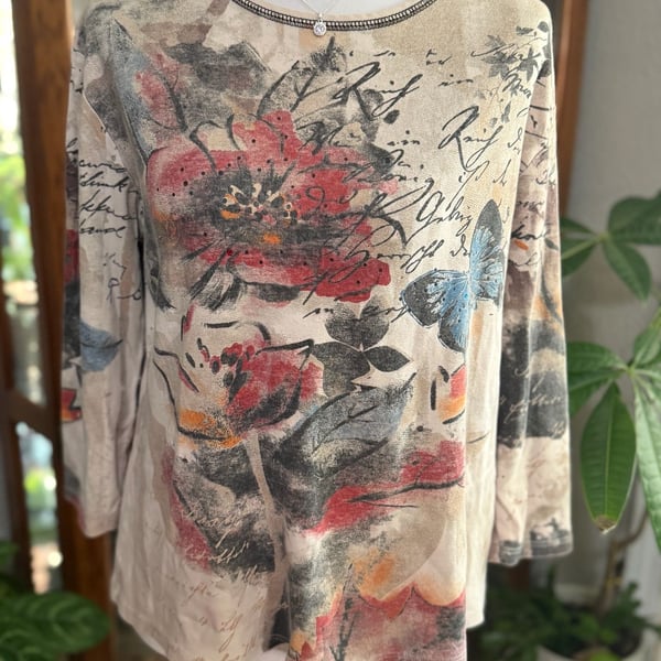 y2k Jess & Jane Floral Butterfly Script Print 3/4 Sleeve Tunic Top
