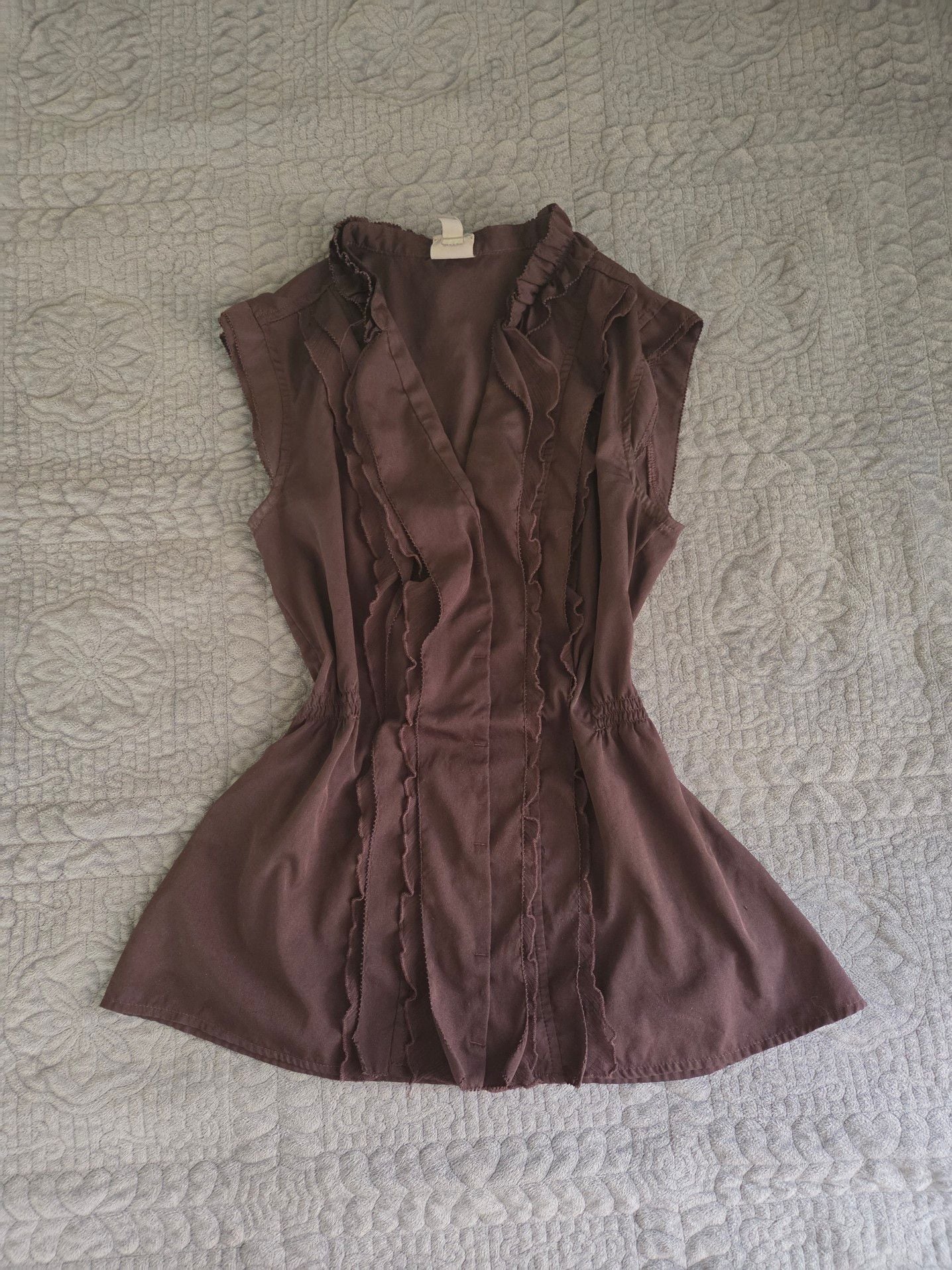 Y2k style Converse One Star Brown Sleeveless Ruffle Blouse 2