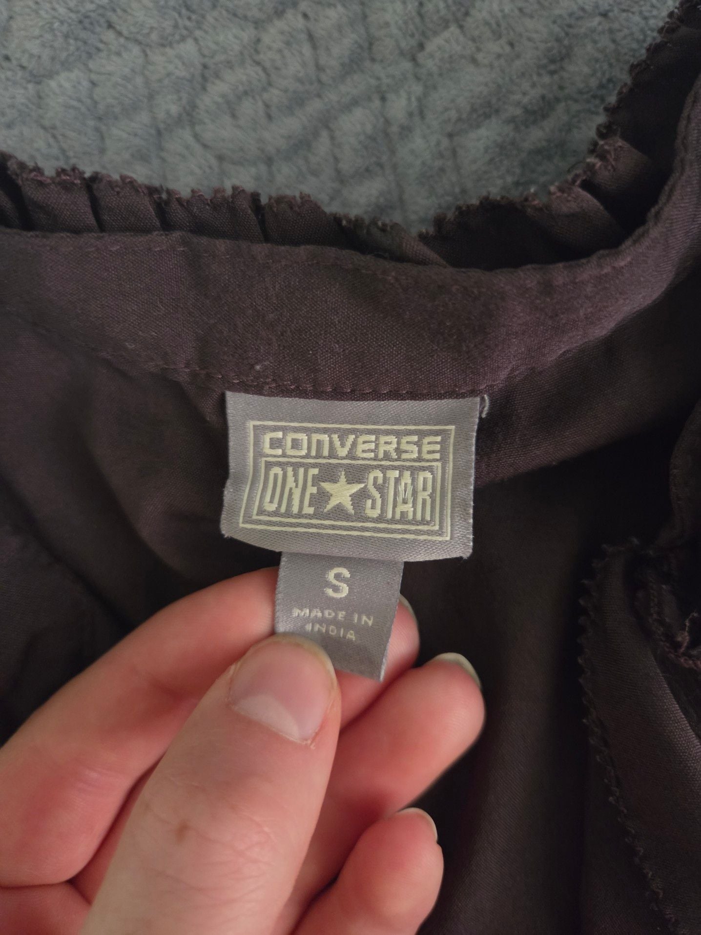 Y2k style Converse One Star Brown Sleeveless Ruffle Blouse 3