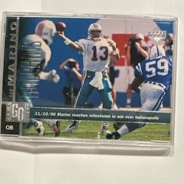 1997 Upper Deck Game Dated Dan Marino Miami Dolphins Card #141