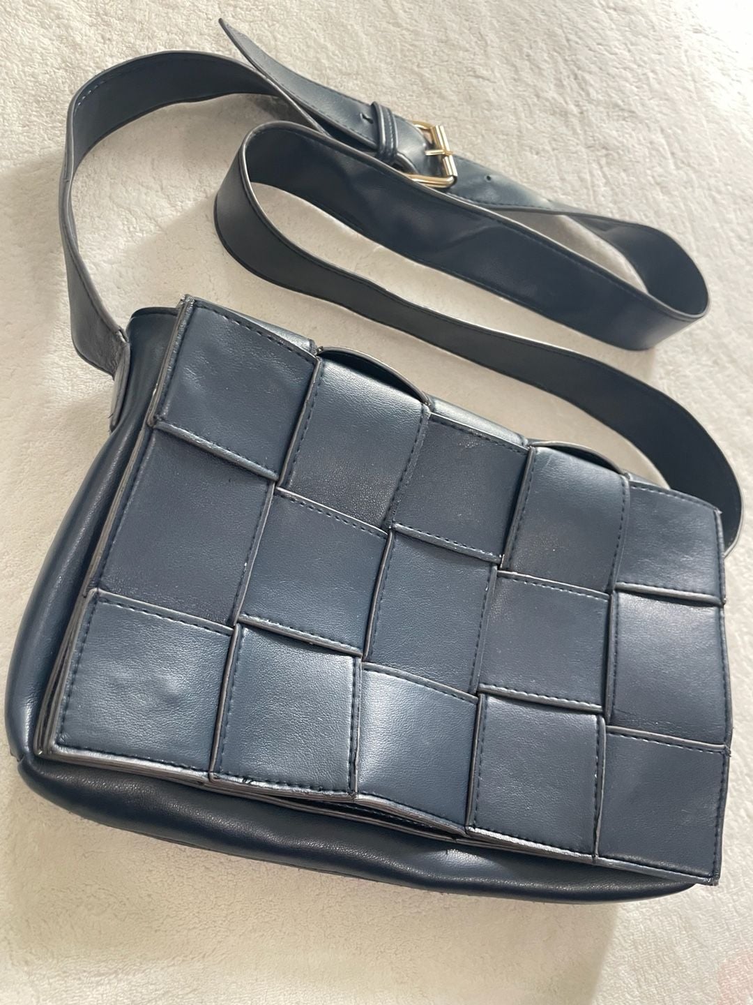 Sondra Roberts Navy Blue Woven Faux Leather Crossbody Bag Adjustable Strap 13