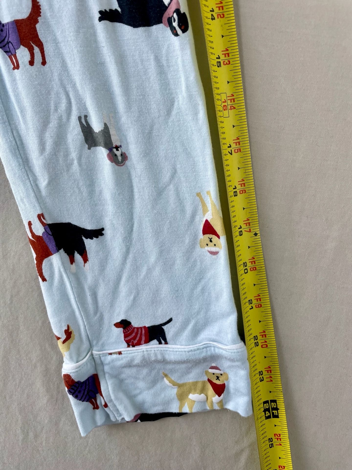 dip Eco-Friendly 3-Piece Sleepwear Christmas Dogs Pajama Set with Scrunchie 15