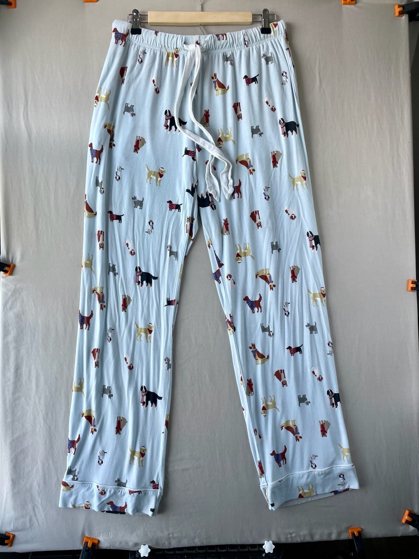 dip Eco-Friendly 3-Piece Sleepwear Christmas Dogs Pajama Set with Scrunchie 17