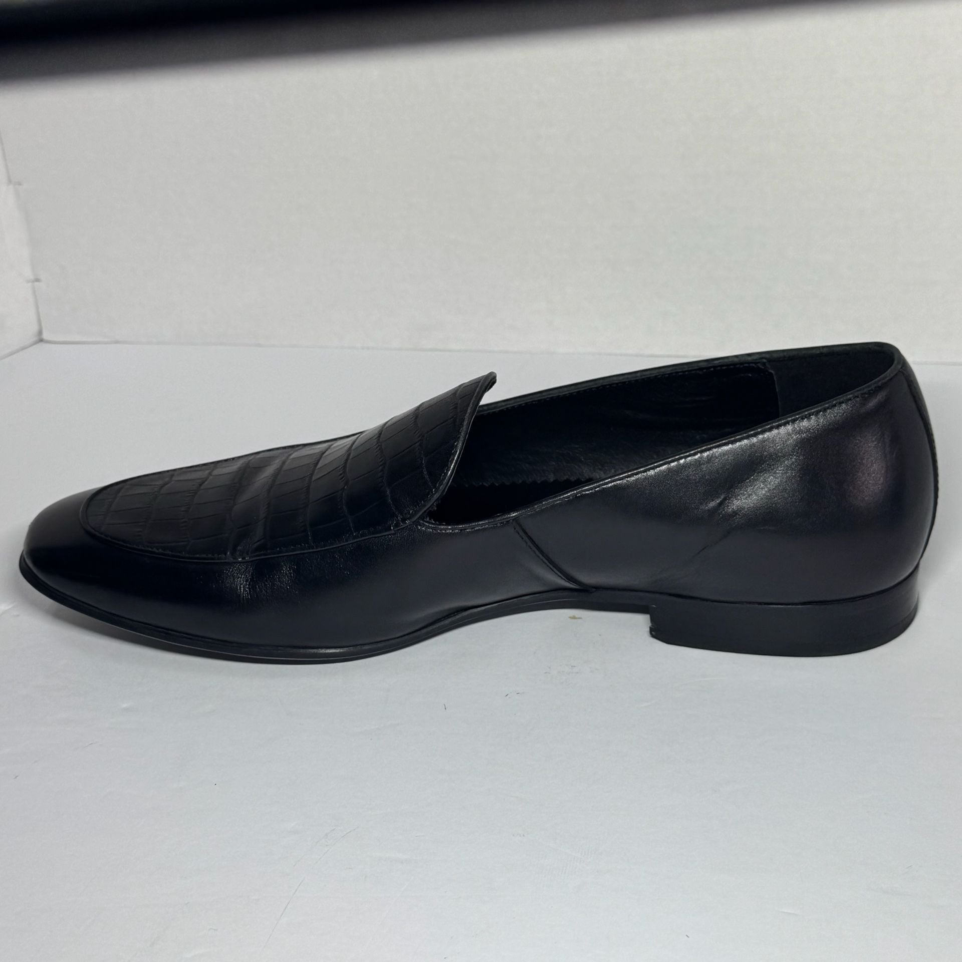 GIFENNSE Handmade Black Leather Croc-Embossed Loafers Size 13 17