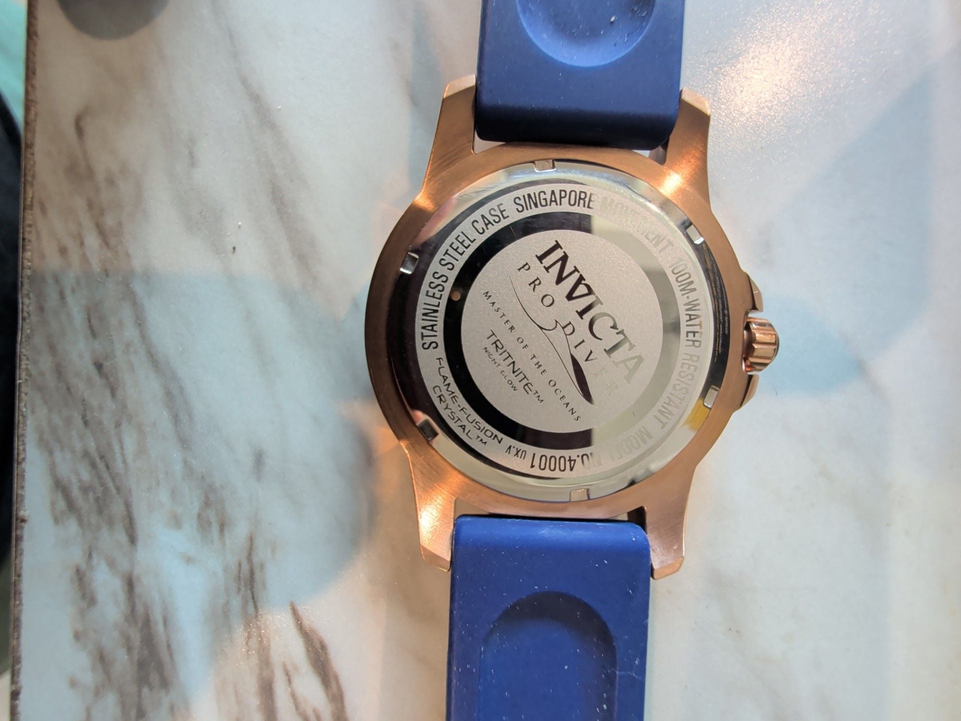 Invicta Pro Diver 40001 Rose Gold Quartz Case and Blue Silicone Strap Watch 4