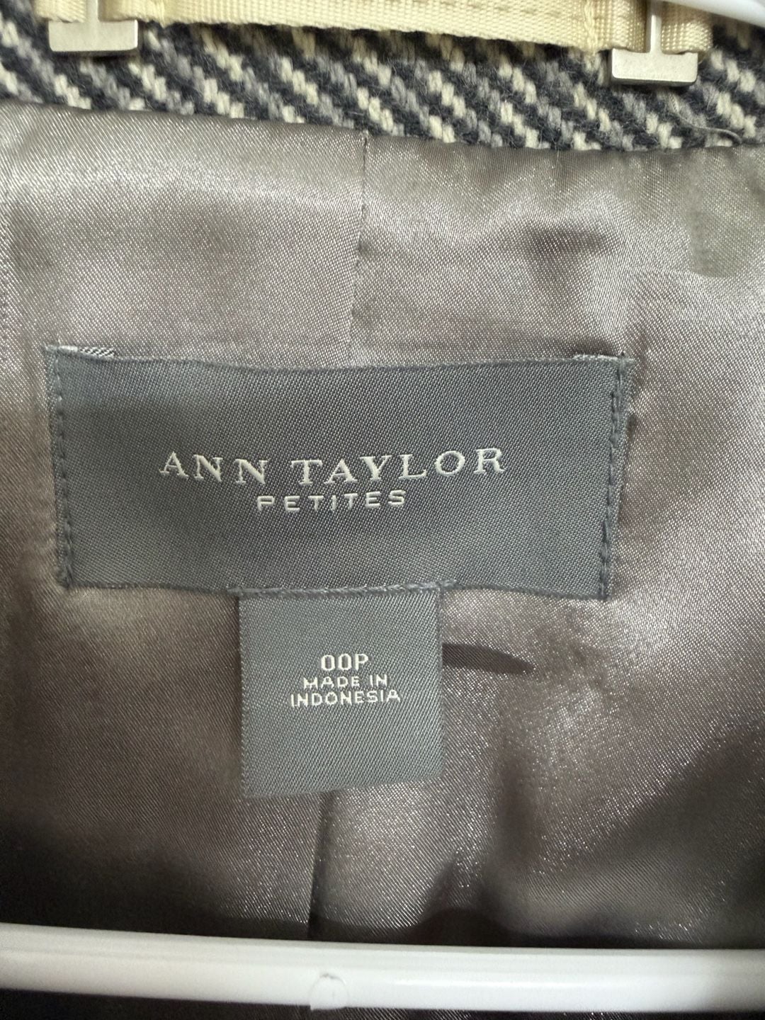 Ann Taylor Petites Plaid Wool Blend Single-Breasted Pea Coat 7
