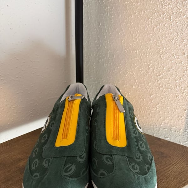 The Bradford Exchange Green Bay Packers Women's Zippered Suede & Canvas Sneakers