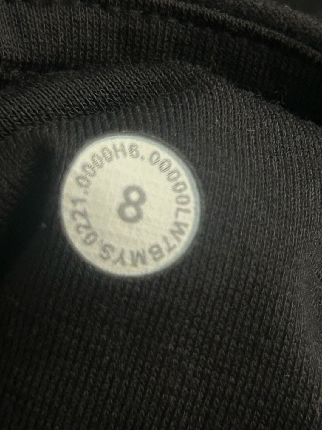 Lululemon Unlimit High-Rise Short 8" *Mesh Black size 8 5