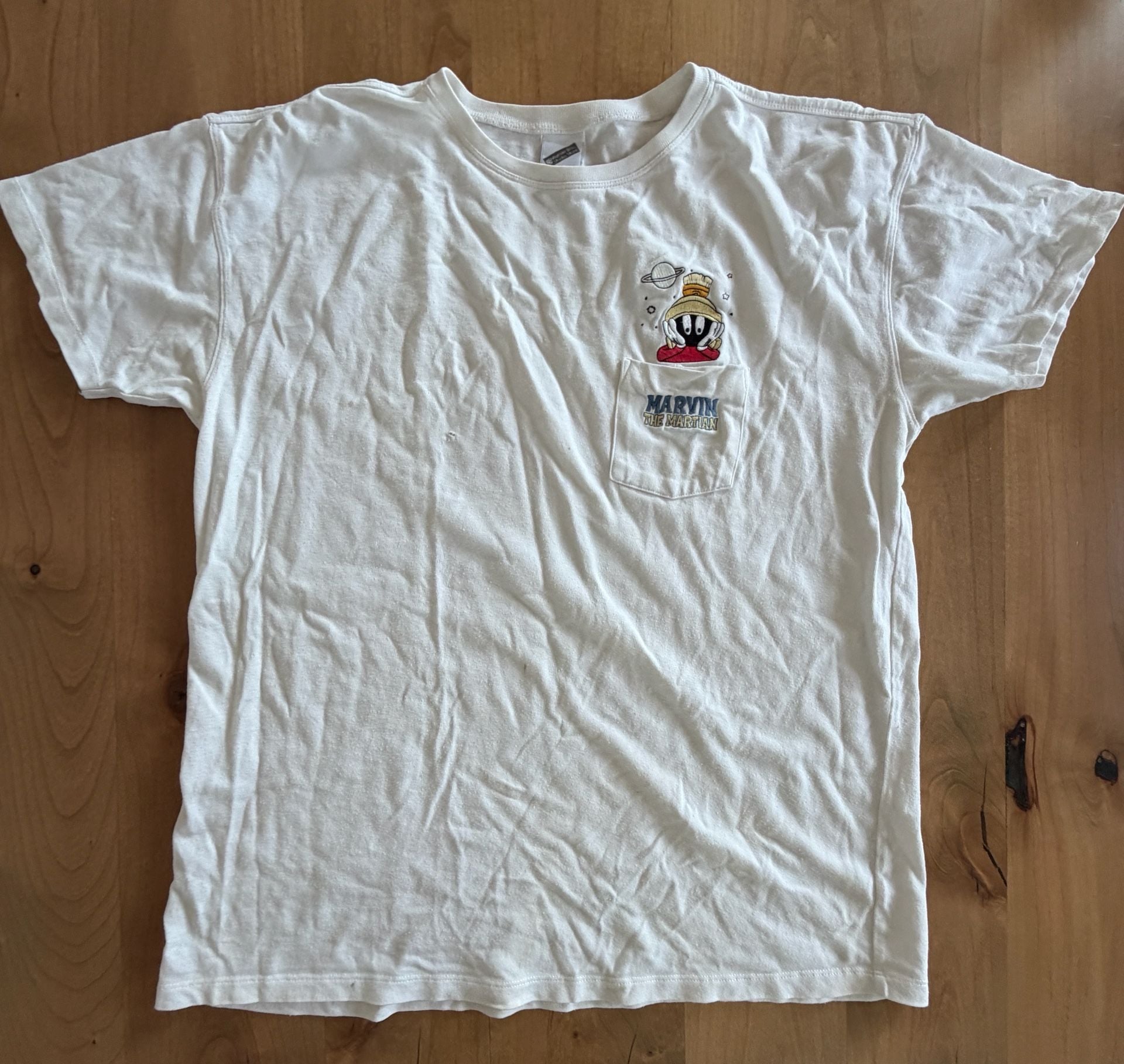 Vintage 1999 Warner Bros Marvin the Martian Embroidered Pocket T-Shirt 1
