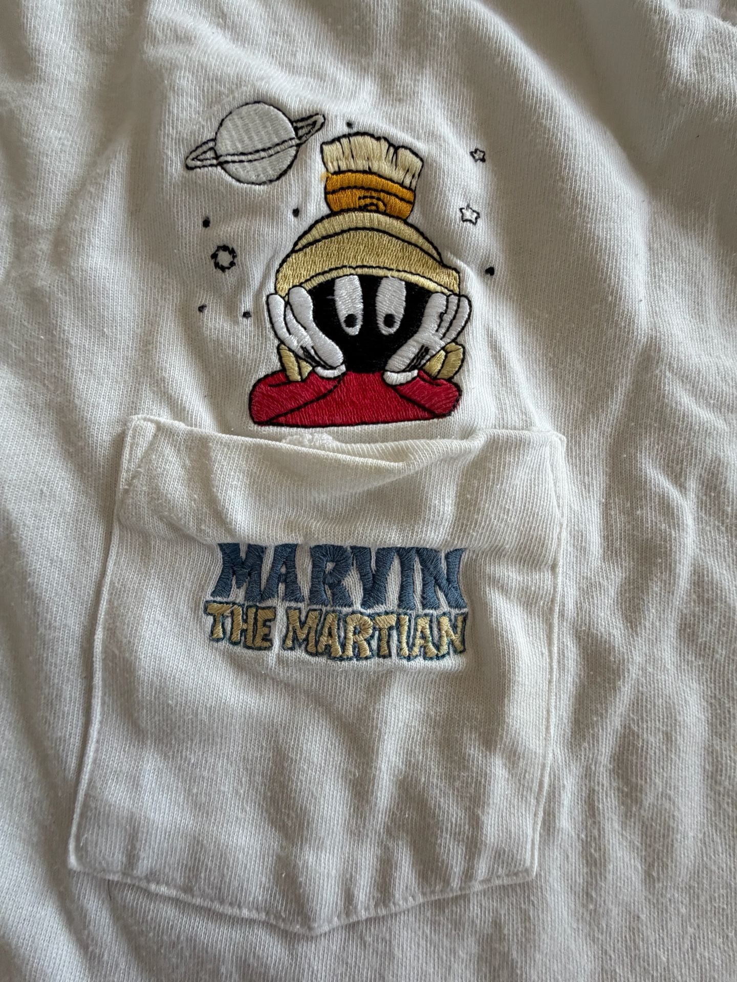 Vintage 1999 Warner Bros Marvin the Martian Embroidered Pocket T-Shirt 2