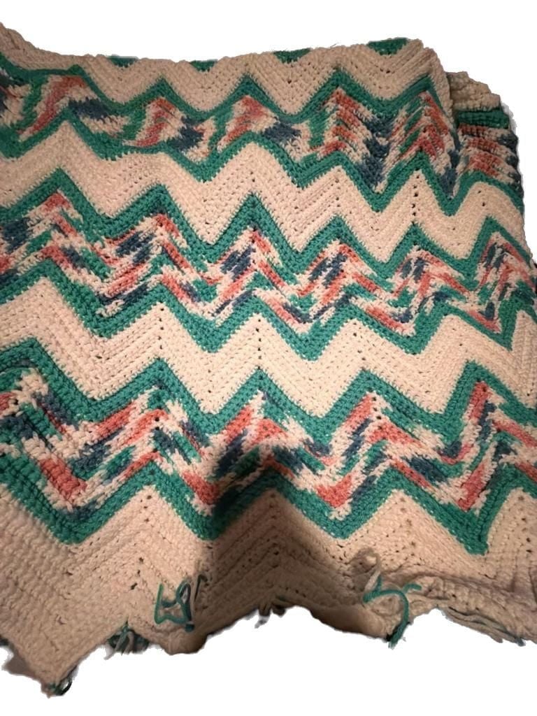 Handmade Crochet Chevron Zig Zag Ripple Afghan Throw Blanket with Tassels white teal pink 1