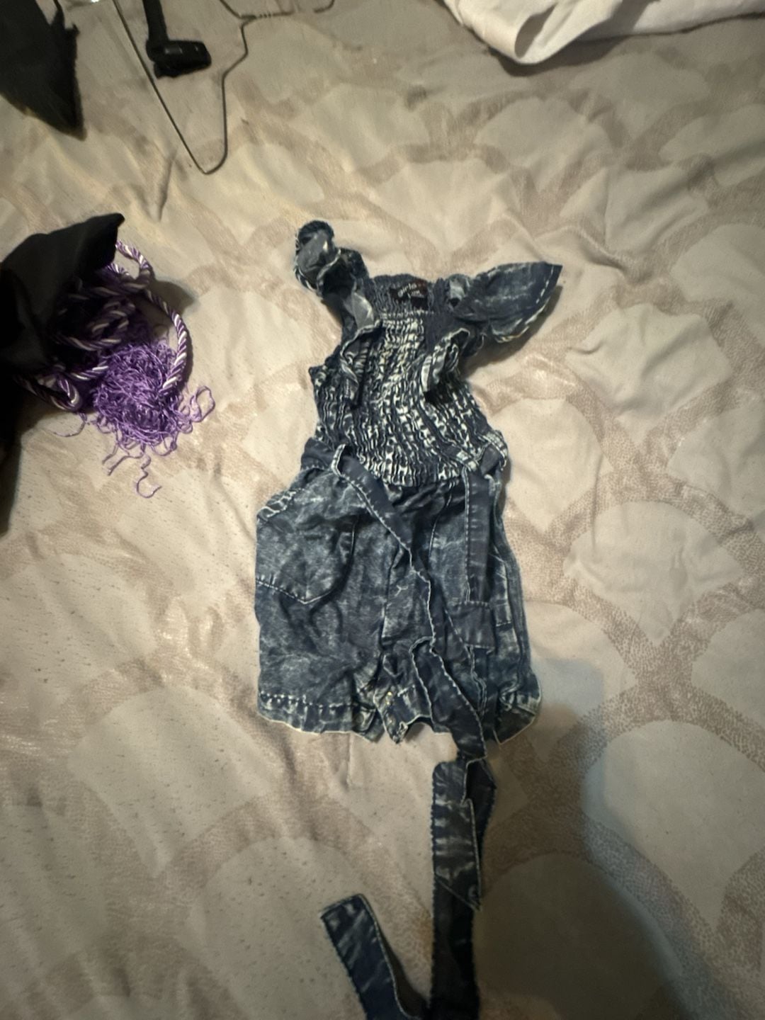 Girls Acid Wash Smocked Denim Flutter Sleeve Romper with Belted Waist Size 12M 3