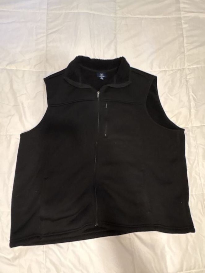 George Men's Full-Zip Sherpa Lined Fleece Vest with Chest Pocket 2