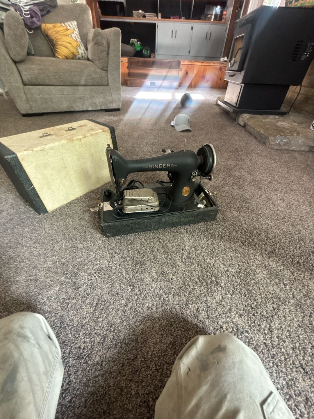 Vintage Singer Model 66-8 Godzilla Crinkle Finish Sewing Machine with Case 1