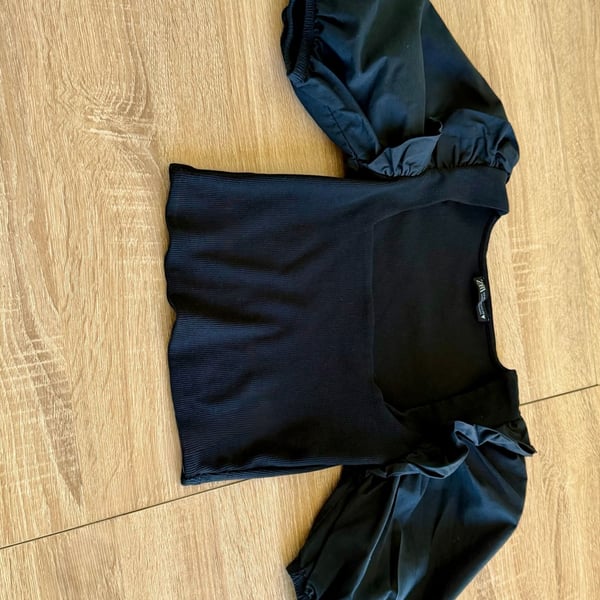 Zara Cropped Ribbed Top with Poplin Puff Sleeves