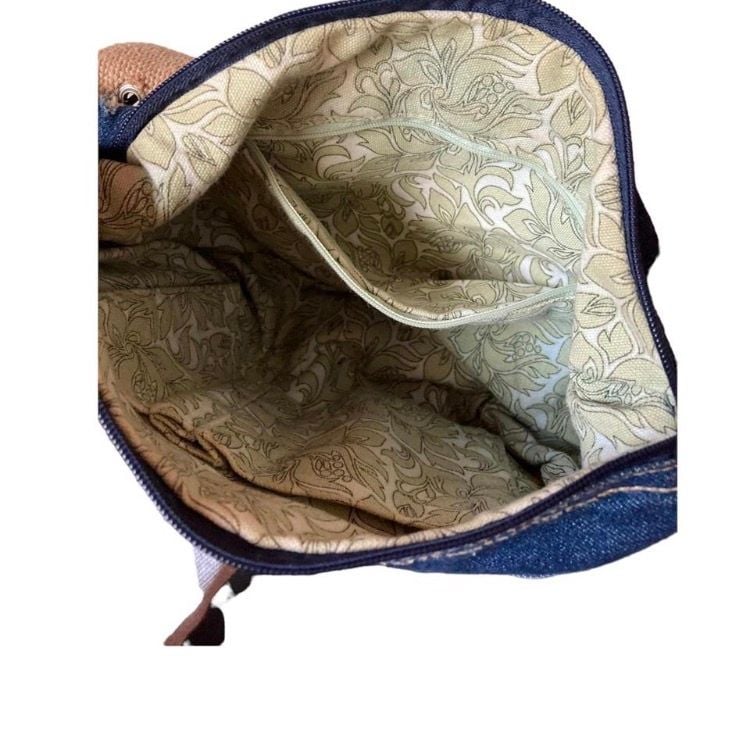 Product thumbnail 4