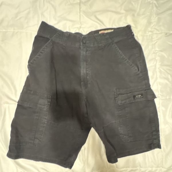 Wrangler men's outdoor cargo shorts black