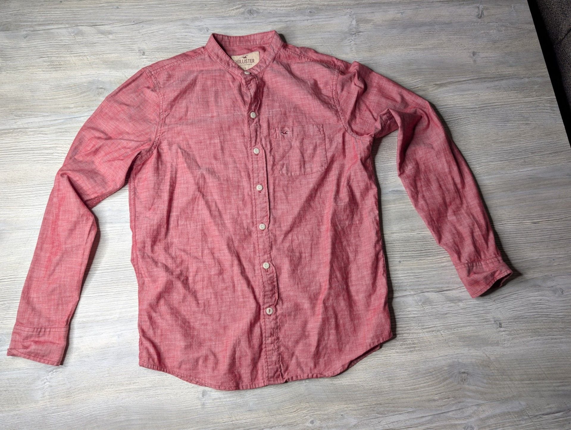 Hollister 4