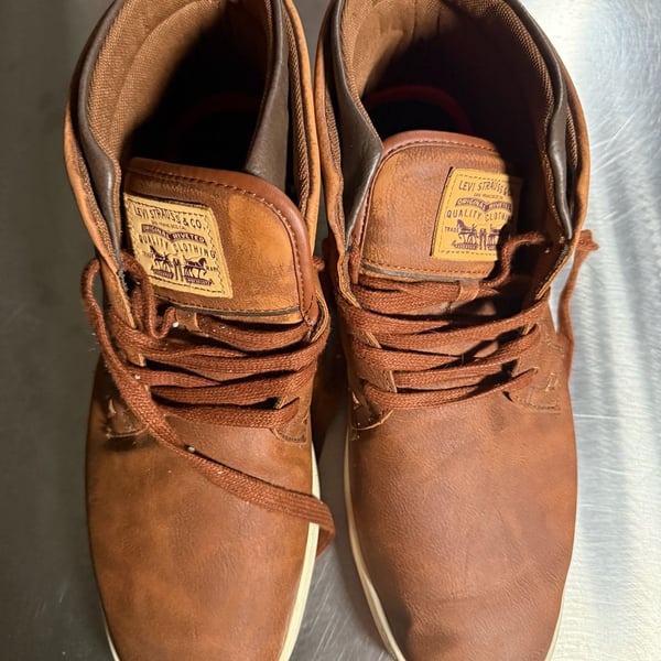 Levi's Goshen 2.0 Waxed UL Men's Chukka Boots Brown