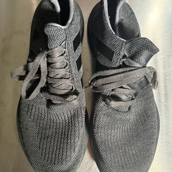 adidas Swift Run Core Black Carbon AC7164