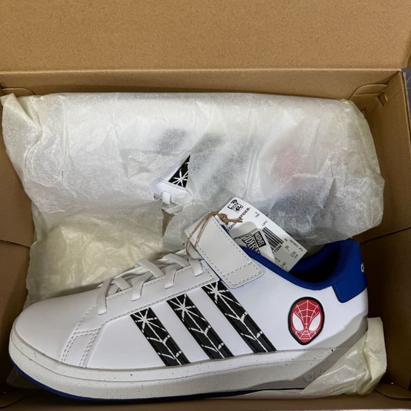 adidas x Marvel Grand Court Spider-Man Kids Sneakers IF0925