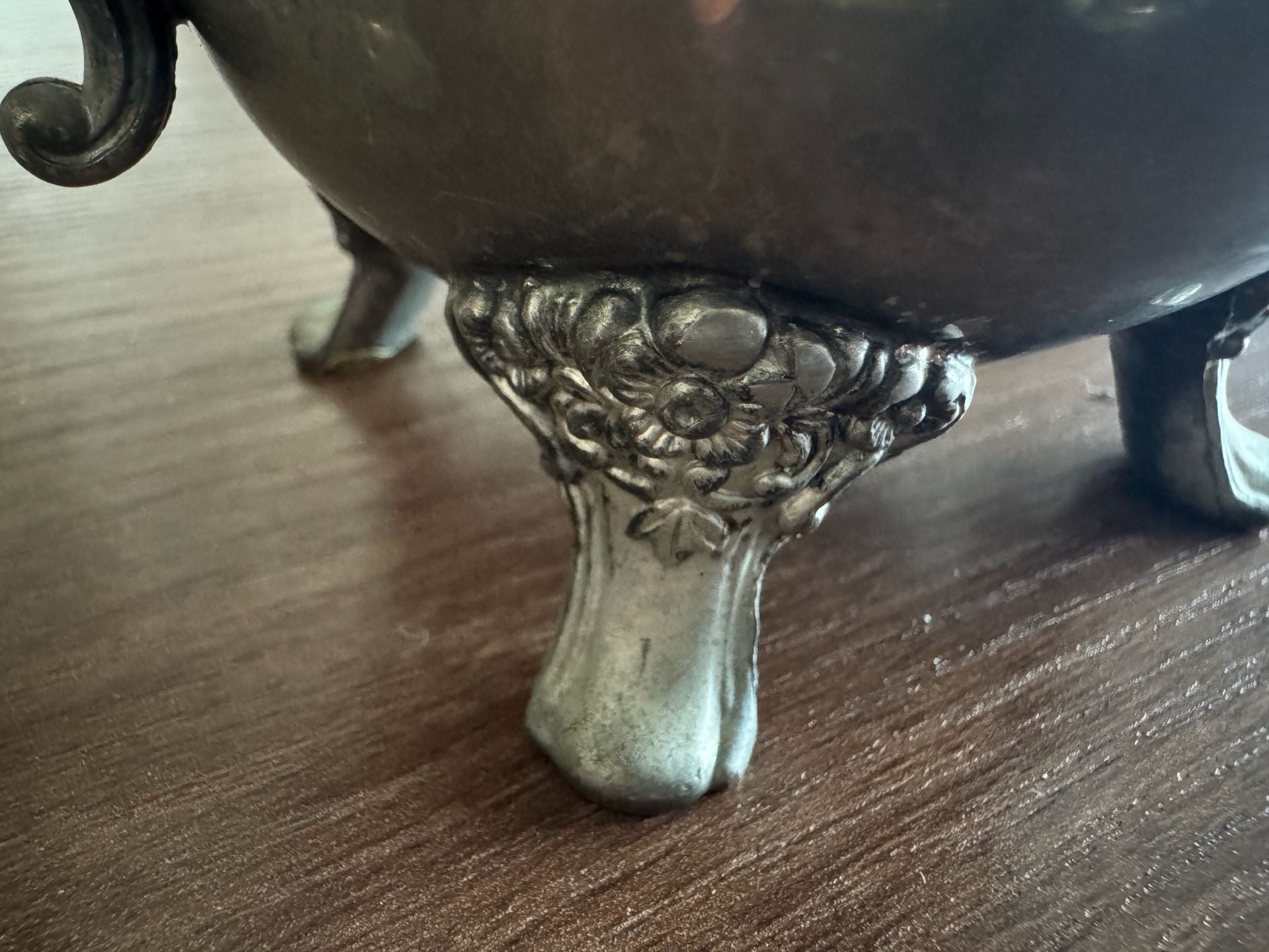 Vintage Silver Plated Over Brass Footed Creamer and Lidded Sugar Bowl Set 9