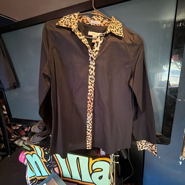 Chico's No-Iron Button Down Blouse with Leopard Print Trim