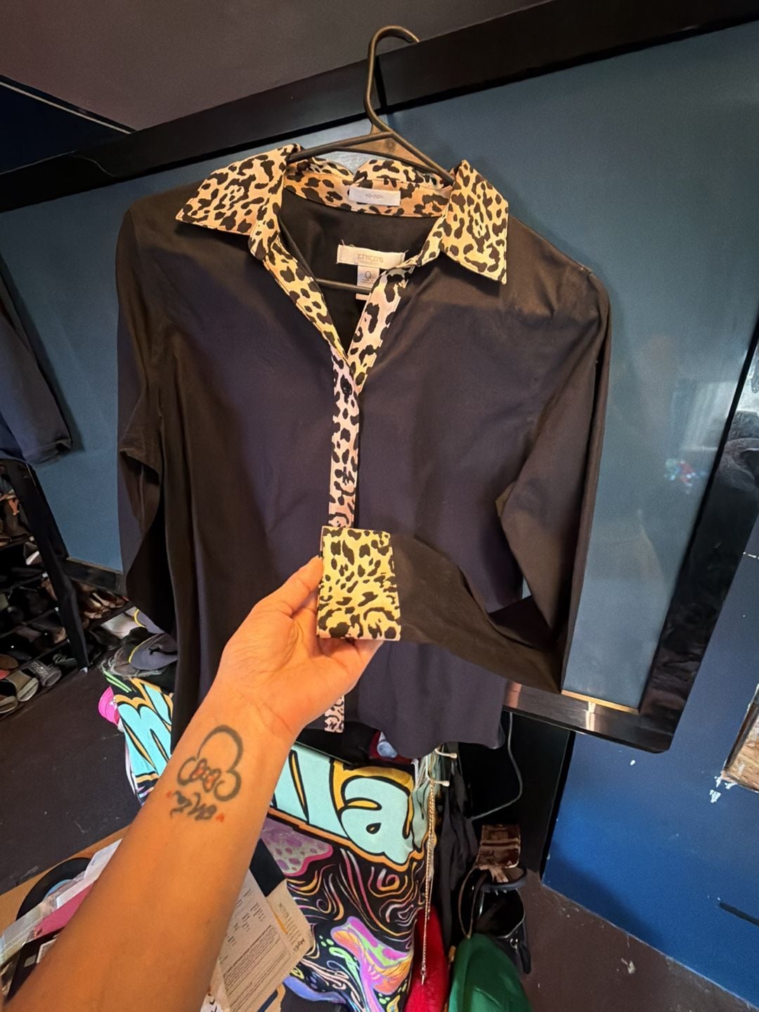 Chico's No-Iron Button Down Blouse with Leopard Print Trim 4