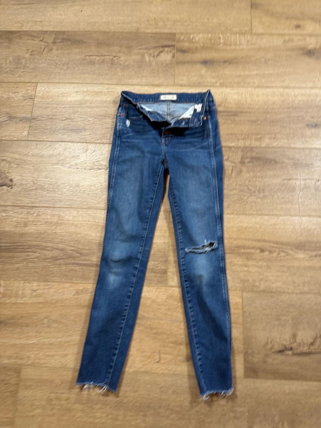 Madewell 10” High Rise Skinny Jeans 24 Button Fly Raw Hem Distressed Denim 4