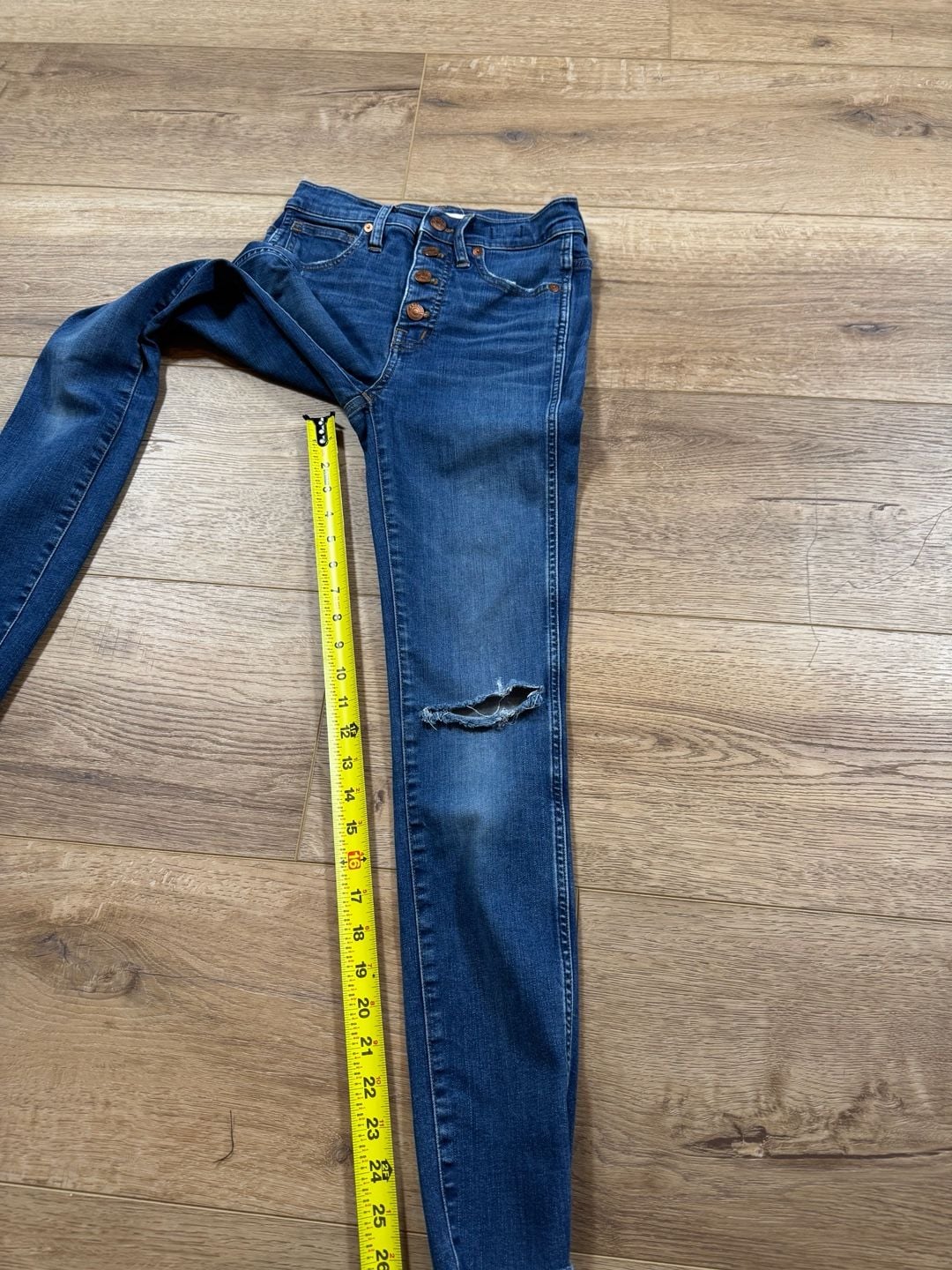 Madewell 10” High Rise Skinny Jeans 24 Button Fly Raw Hem Distressed Denim 11