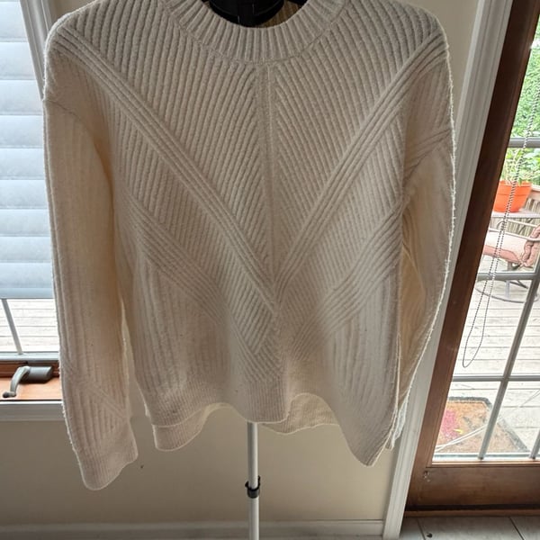 Simply Vera Vera Wang Cream Chevron Ribbed Knit Pullover Sweater