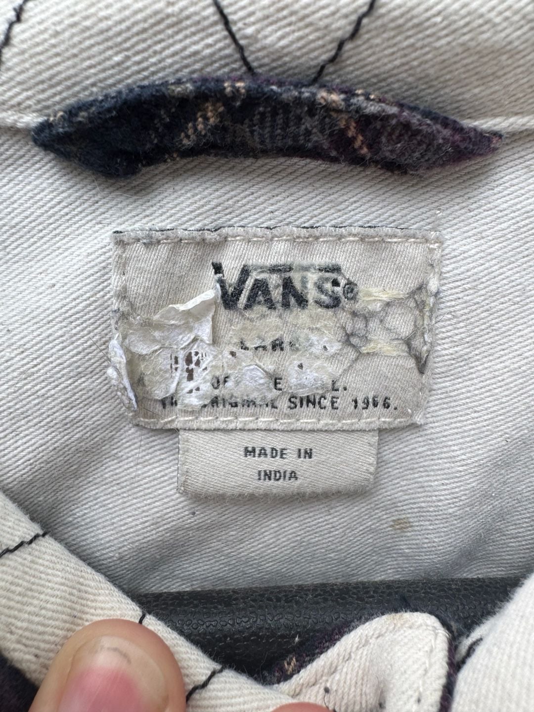 Vans Off The Wall Purple and Grey Plaid Flannel Long Sleeve Shirt 4