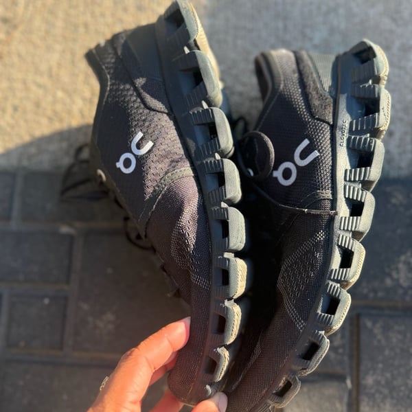 On Running Cloud X Training Shoes in Black/Asphalt