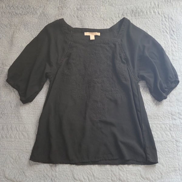 Forever 21 Contemporary Black Embroidered Boho Peasant Blouse