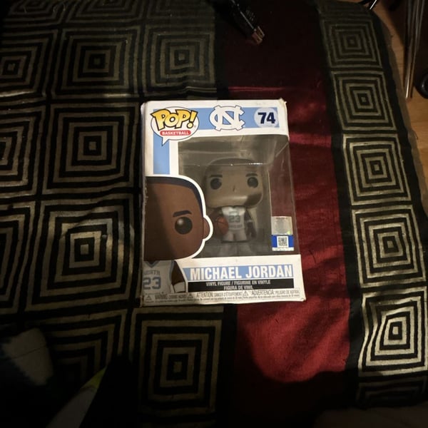 Funko Pop! Basketball #74 Michael Jordan UNC Away Jersey